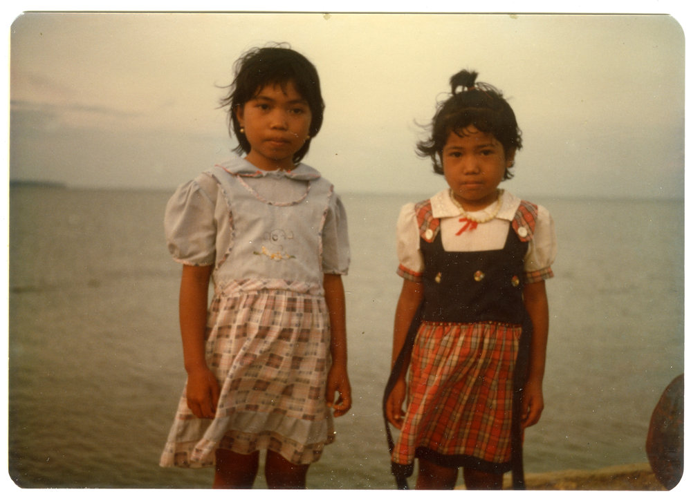 Two Little Girls at the Harbour Bridge at Bajoe