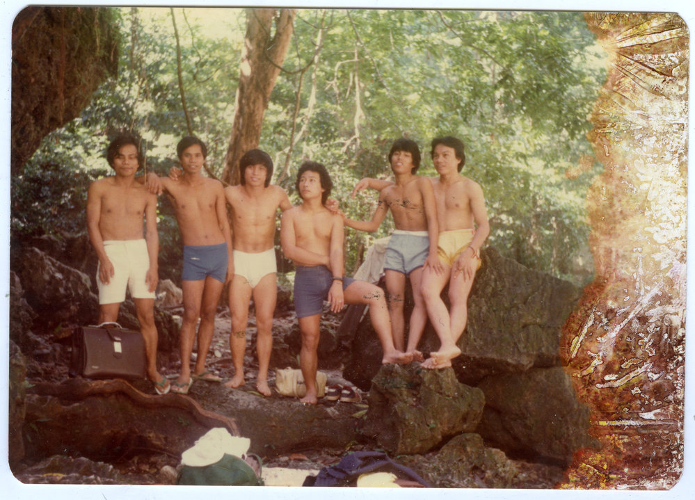 Student Group Before Bathing at Bantimurung