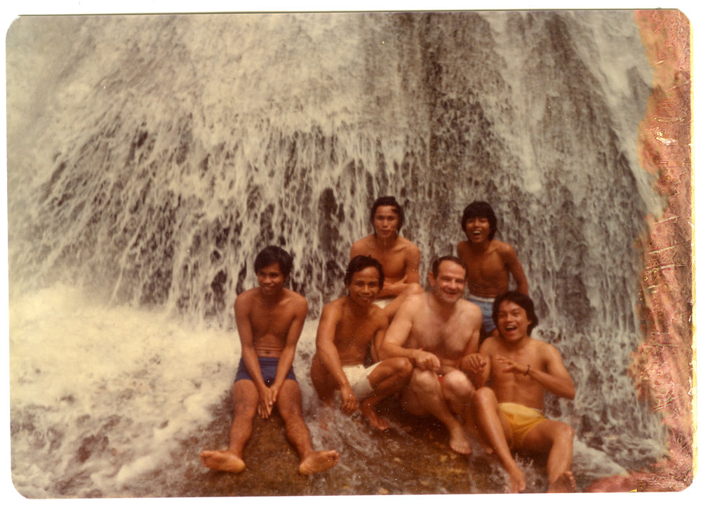 Student Group with Robert Patterson at Bantimurung