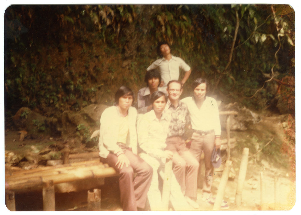 Student Group with Robert Patterson at Bantimurung