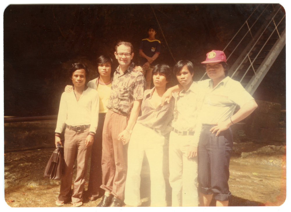 Student Group with Robert Patterson at Bantimurung