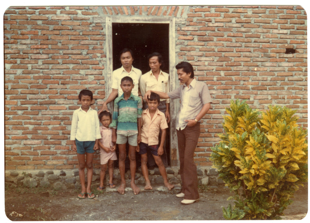 Group at the Door of the Pacongkong Church