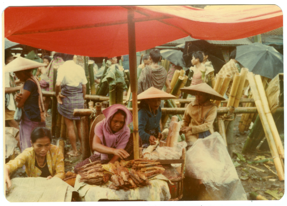 Cooked Fish and Tuak for Sale at the Rantepao Market