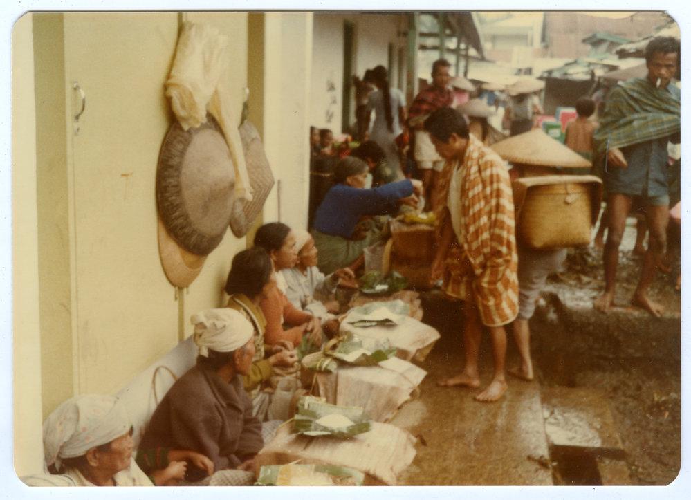 Selling Powdered Halk, at Rantepao Market