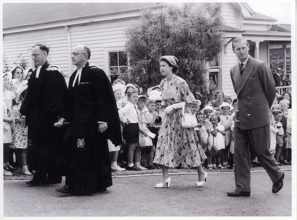 Visit of the Queen to St. Johns, Rotorua