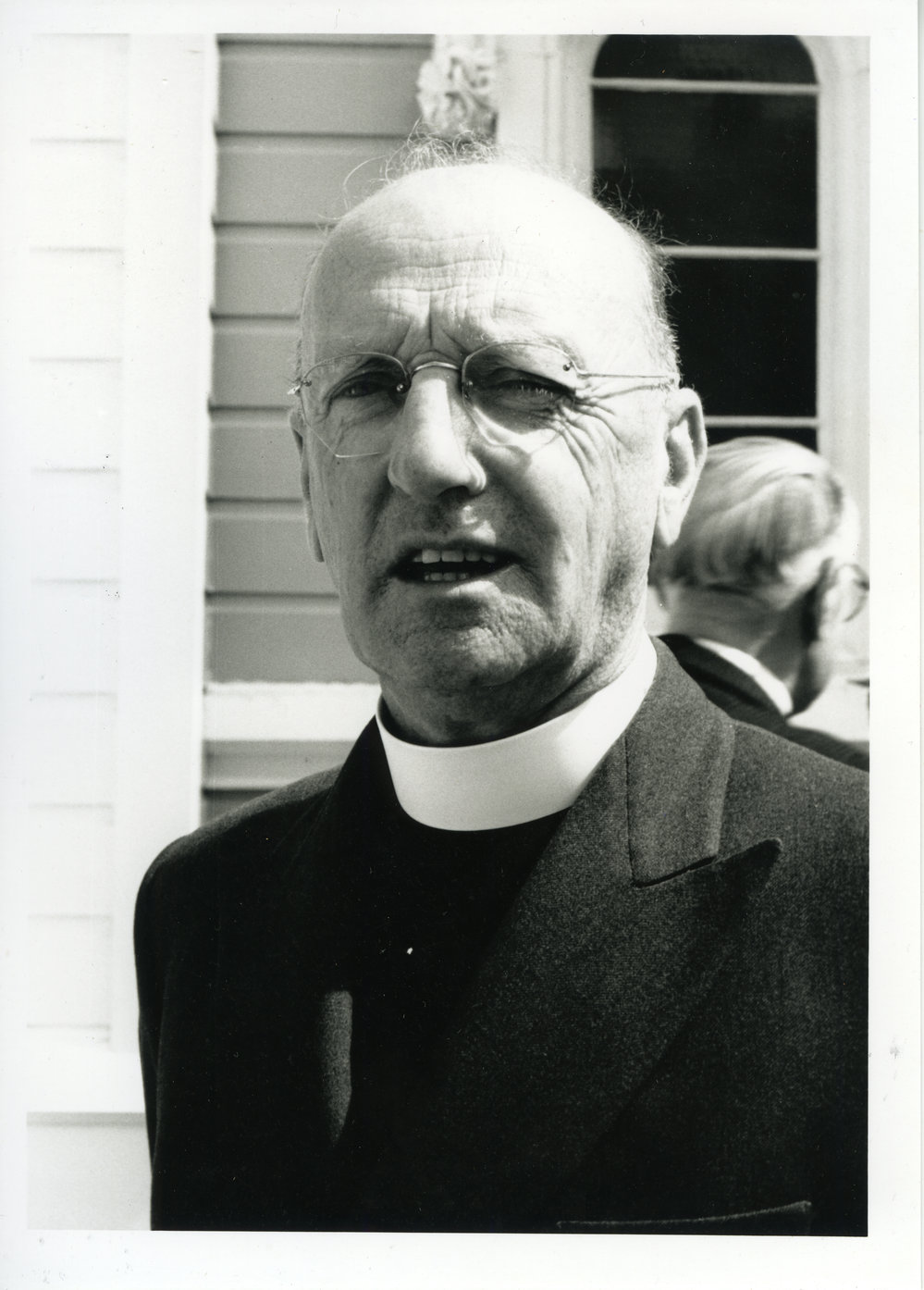 Rev.MA Gow.