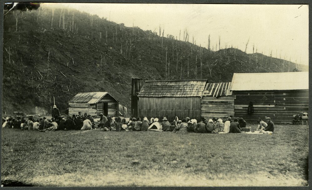 A Feast at Maungapōhatu