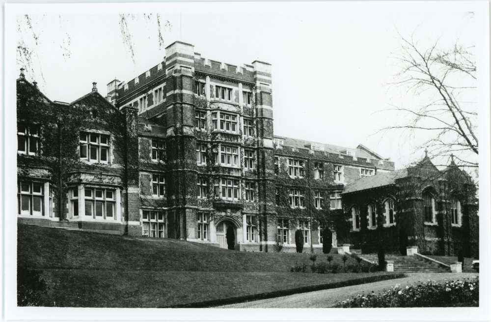 Knox College