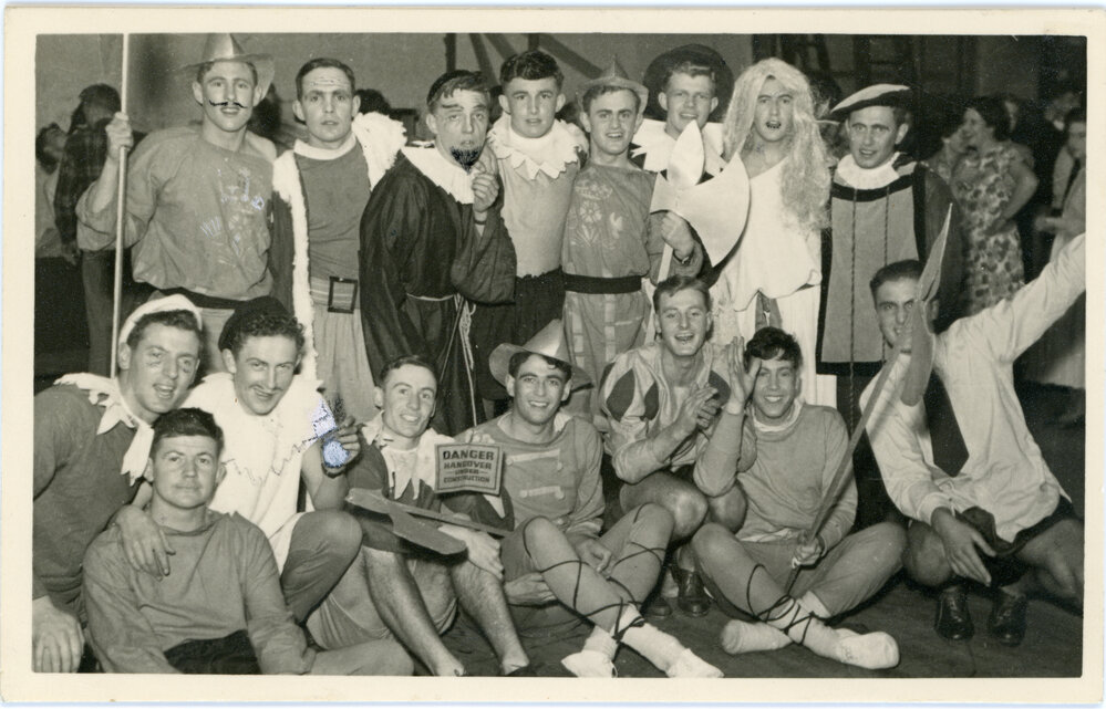 "Hamlot Cast"