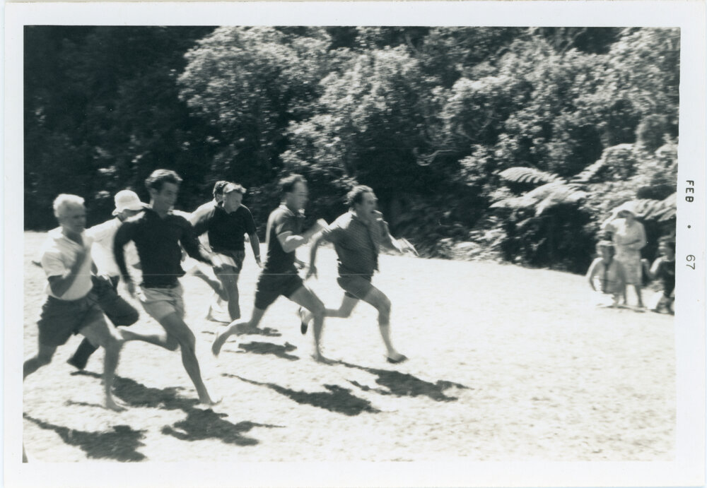 Wadestown Parish Picnic Races