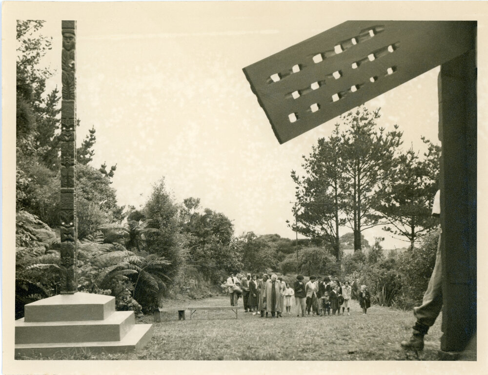 A Māori group from Nūhaka being welcomed onto the marae at Ohope