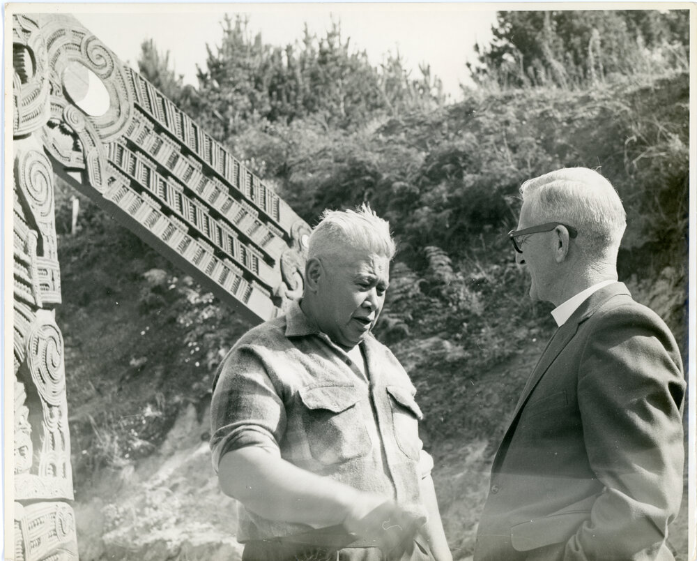 Rev. Wiremu and Rev. Irwin chat at Te Maungarongo Wharenui at Ohope