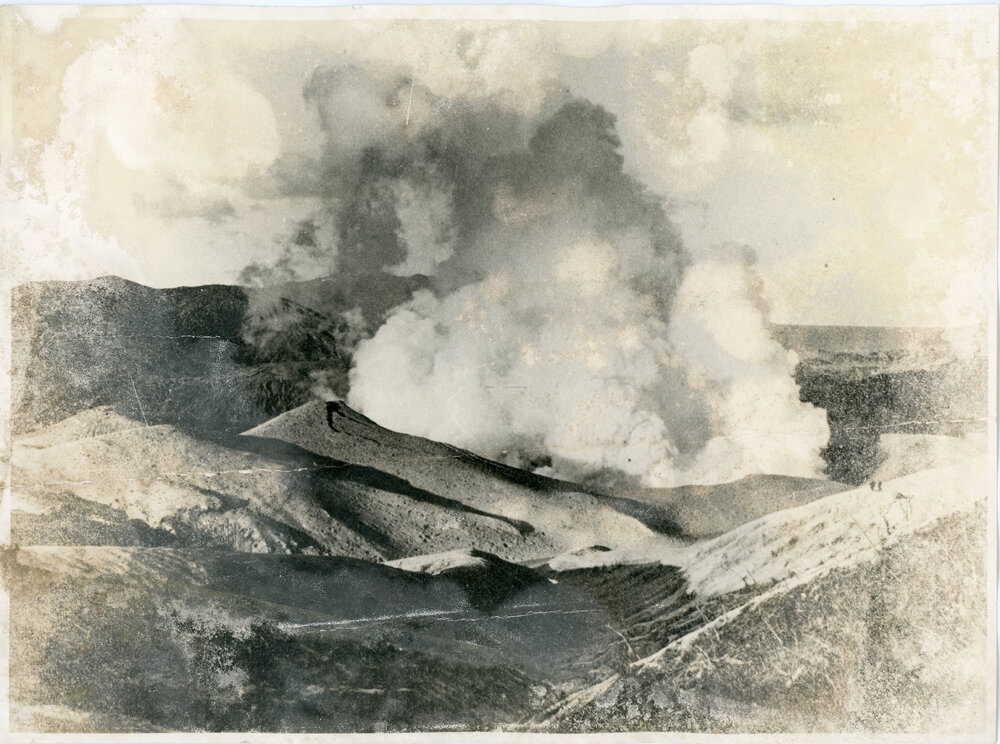 Steam From Frying Pan Flat Explosion, 1917