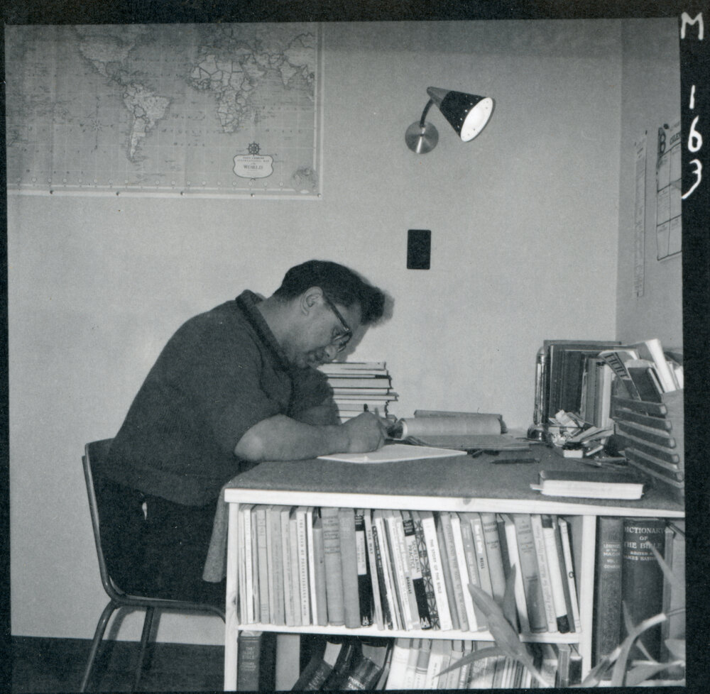 Mr H. R. Matthews