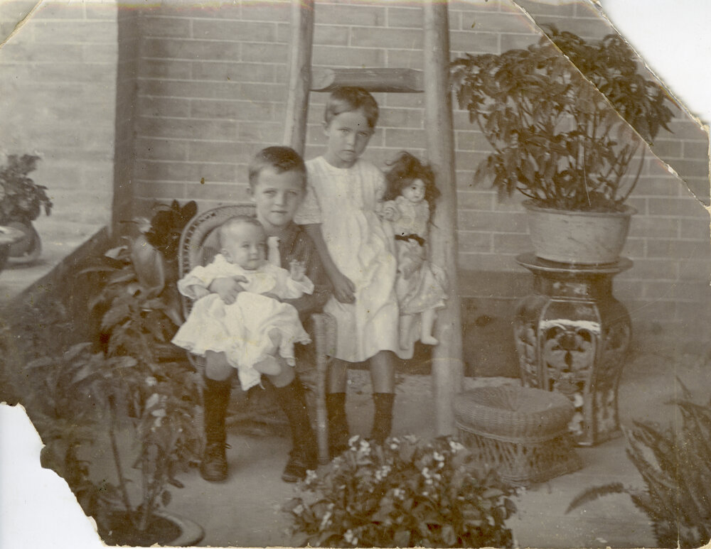 Rev. Mawson's Children, 1913