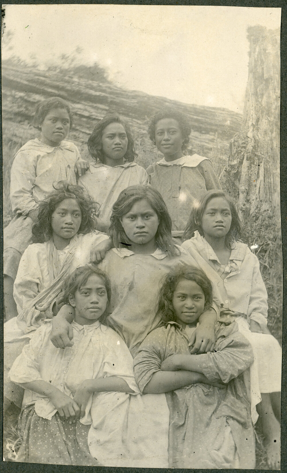 School Girls At Maungapohatu