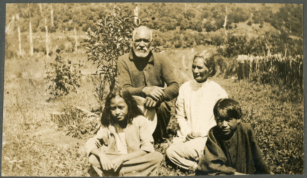 Taiepa and Family, Matahi