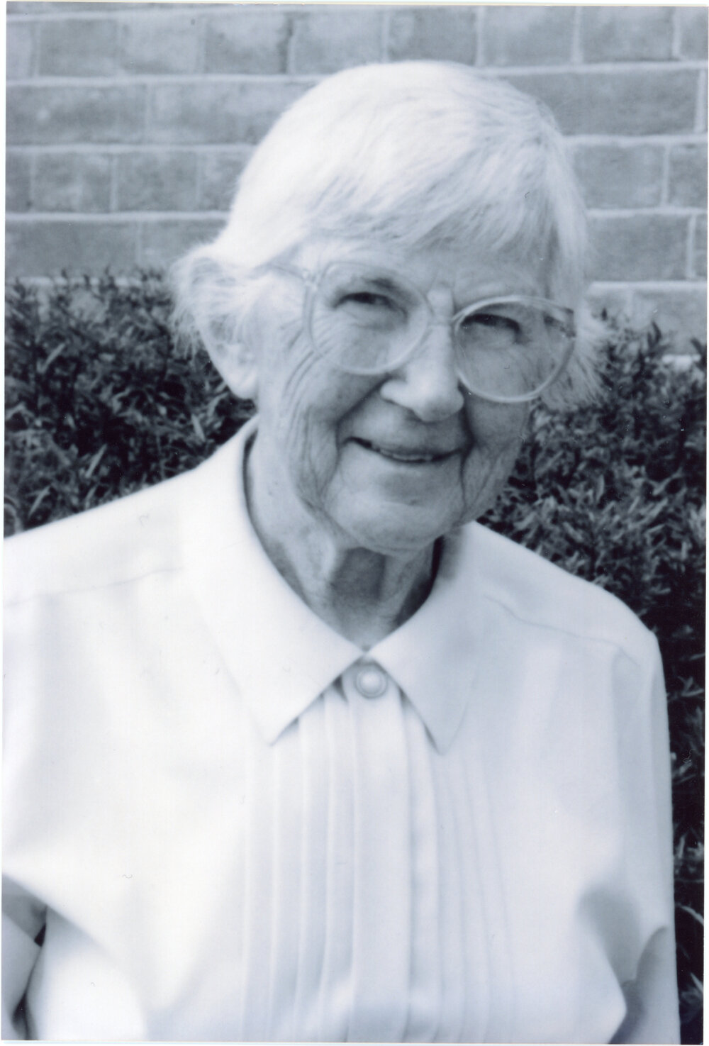Lorraine Saunders