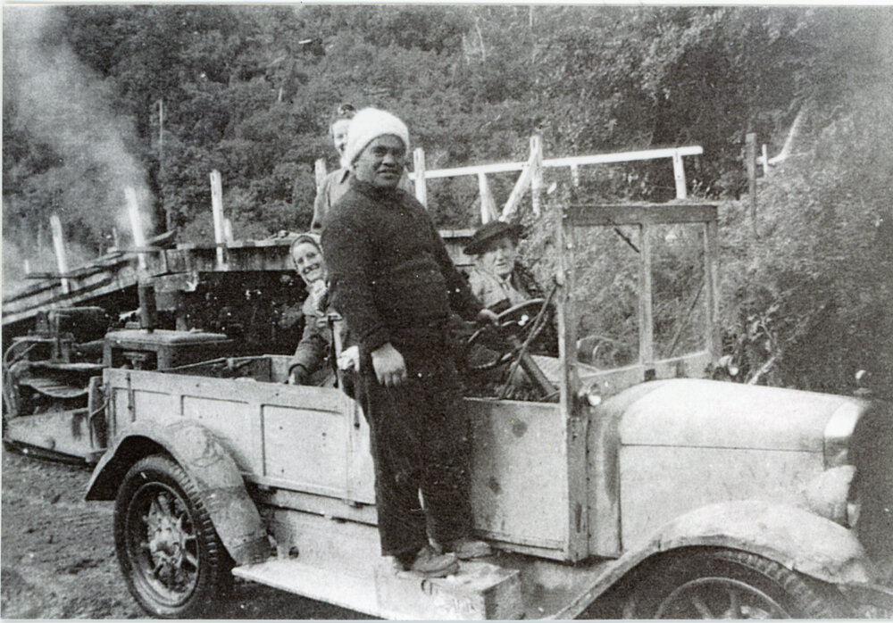 Nia Driving Srs Anne and Maisie to Whakatane During Flooding