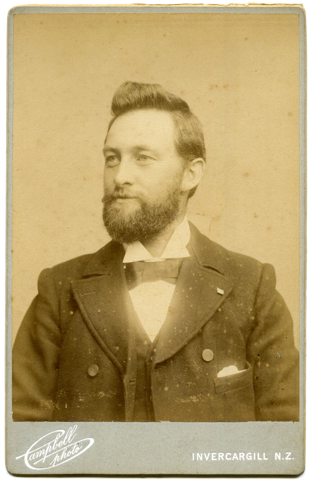 Mr C. H. Hain