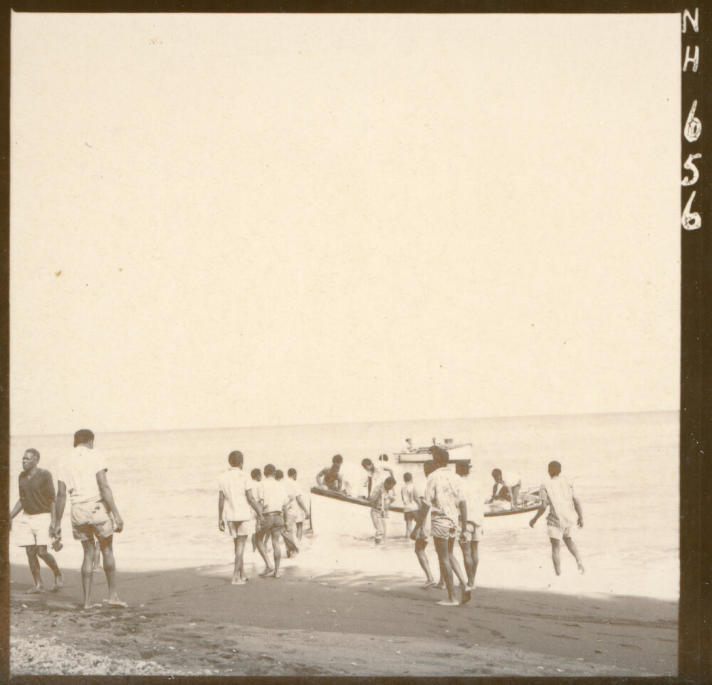 Bringing cargo ashore
