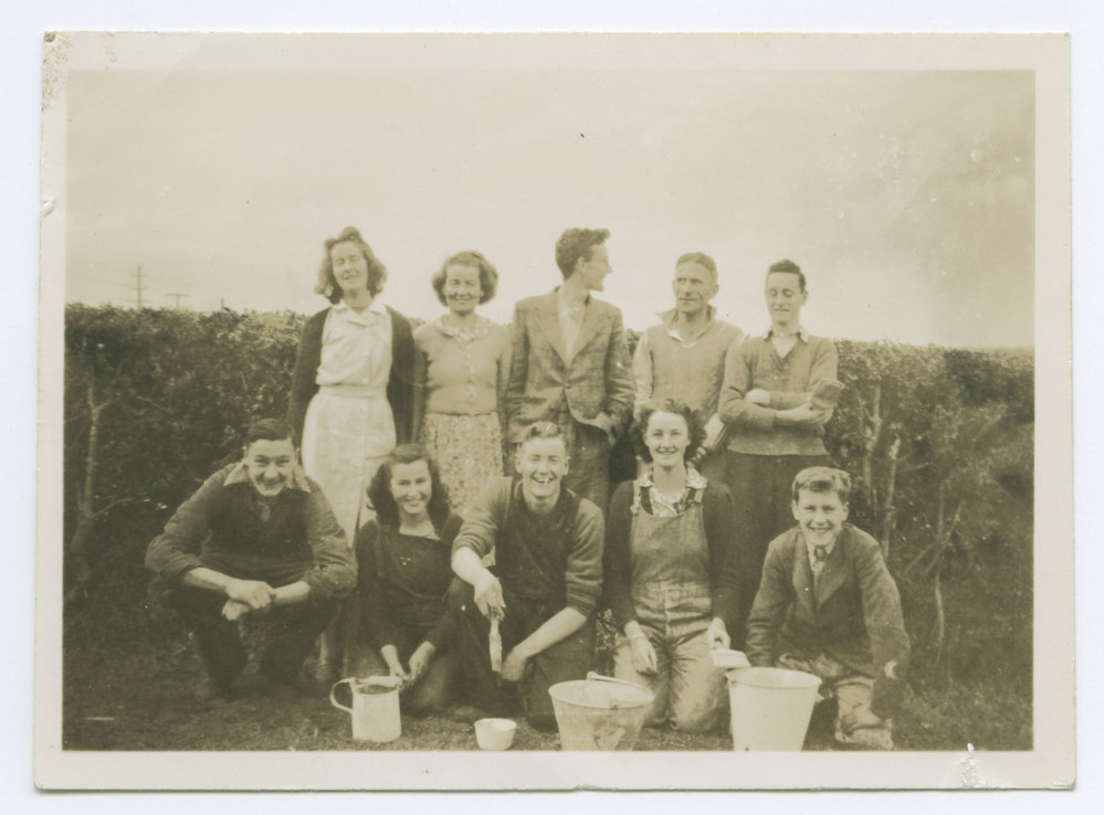 East Taieri Bible Class paint gang