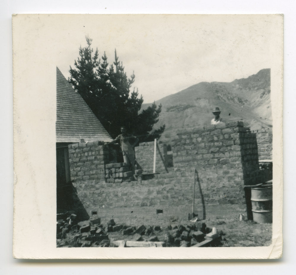 Building vestry at St. Ninians