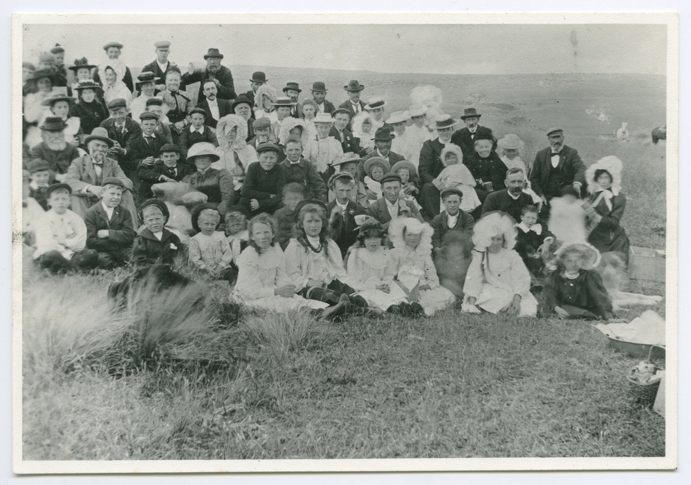 Parish picnic at Kaiwera