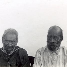 Two unknown Ni-Vanuatu men