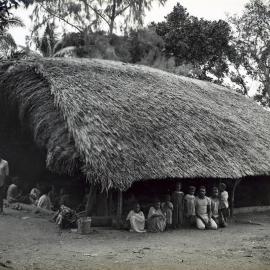 Mens' cooking house (Farea) on Nguna