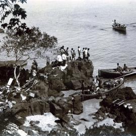 Leaving Mr. Watt's landing for the steamer