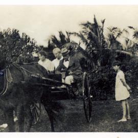 Group on manse lawn at Tongoa
