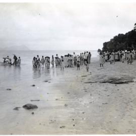 Emau beach scene
