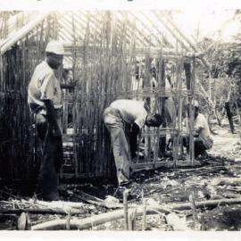 Building a house, Emae