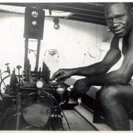Overhauling the Dove's engine