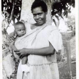 Mother and child, Tongoa