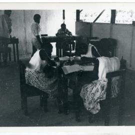 Students studying, Onesua High School
