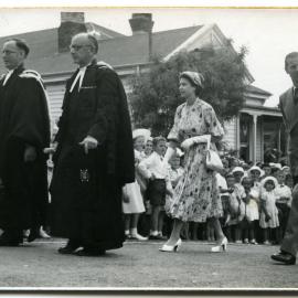 Queen Elizabeth II and Prince Philip in Rotorua