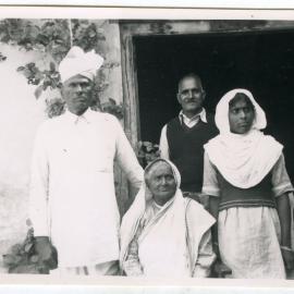 Unidentified portrait of Indian men and women
