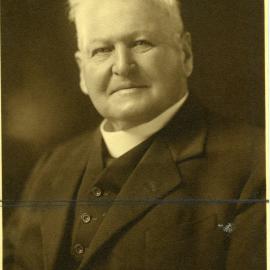 Rev.JD MacFarlane.