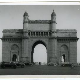"The gateway to India - Bombay"