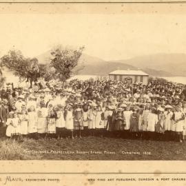 Sunday School Picnic at Port Chalmers