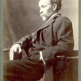 Dr R. Waddell