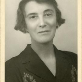 Sr. Esther H. Elliott