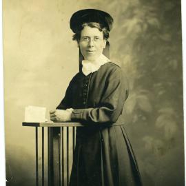 Sister Edith Simpson, portrait