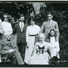 Ellett family, 1902