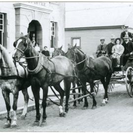 Horse drawn mail coach, Otautau