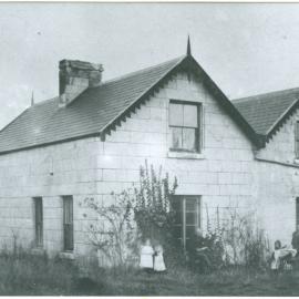 Stone dwelling, Ringway