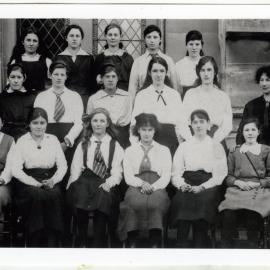 St. Andrew's Collegiate Girls' School, Form Three class photograph