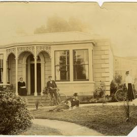 Moore family at their York Place home, Dunedin